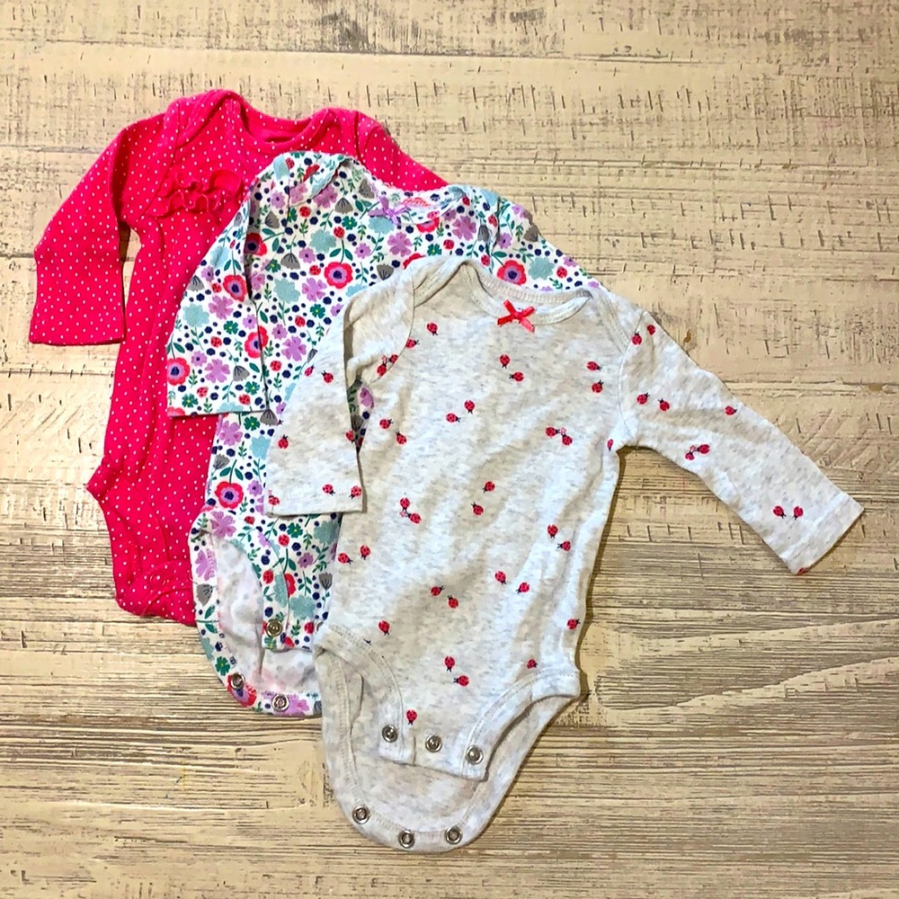 🔴5/$25| set of Carter’s bodysuits